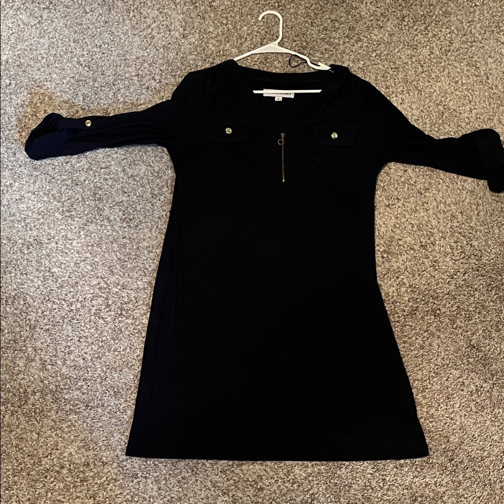 Chic Black Midi Dress with Zipper Detail